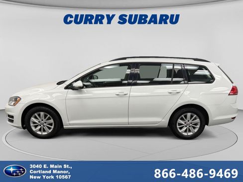 Used 2016 Volkswagen Golf S FWD image 2