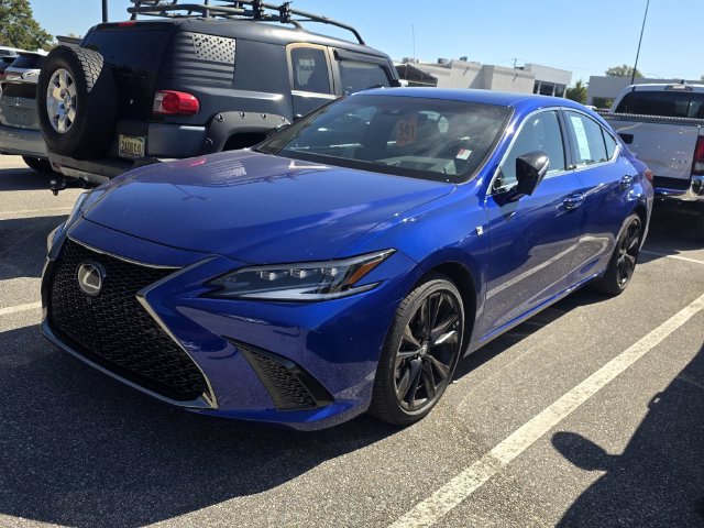 Used 2024 Lexus ES 350 F Sport w/ Accessory Package (Z2) FWD image 14