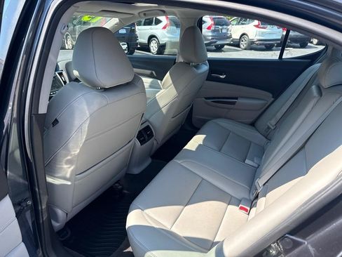 Used 2015 Acura TLX V6 FWD image 12