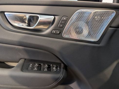 New 2026 Volvo XC60 B5 Ultra w/ Protection Package Premier image 9