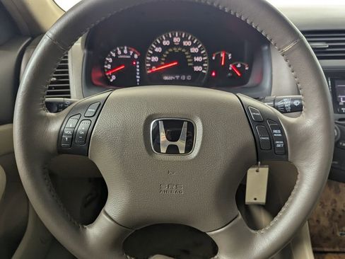 Used 2005 Honda Accord EX-L image 16