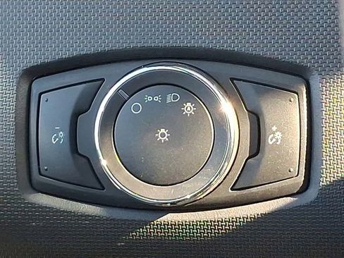 Used 2023 Ford F650 2WD Regular Cab Super Duty image 26