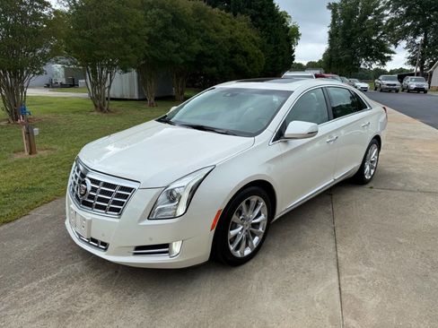 Used 2013 Cadillac XTS Luxury w/ Driver Awareness Package FWD image 1