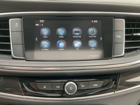 Used 2019 Buick Enclave Essence FWD image 37
