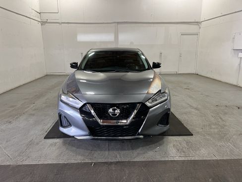 Used 2020 Nissan Maxima 3.5 SV w/ Floor Mat Group FWD image 3