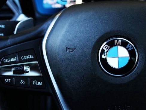 Used 2021 BMW 330i Sedan w/ Premium Package image 32