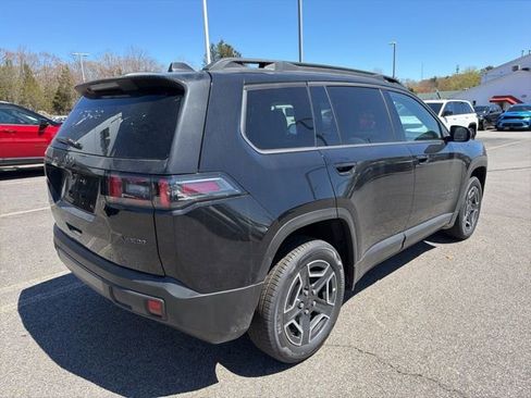 New 2026 Jeep Cherokee Laredo AWD/4WD image 3