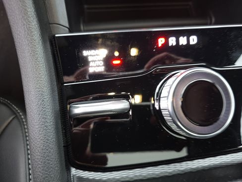 New 2025 Jeep Grand Cherokee Limited image 8