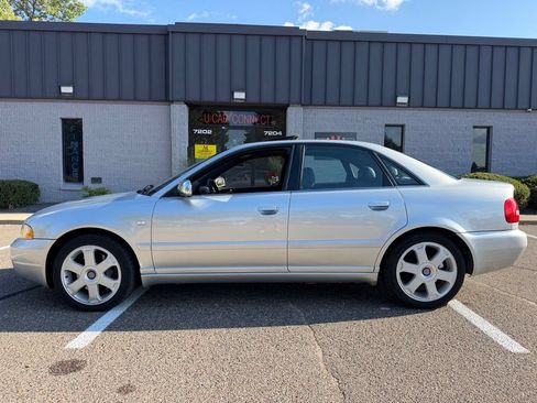 Used 2001 Audi S4 Sedan AWD/4WD image 25