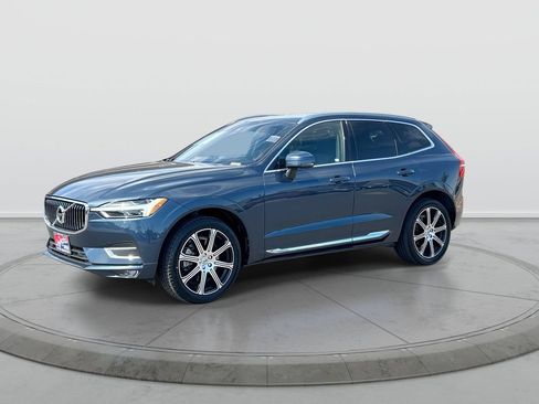 Used 2020 Volvo XC60 T6 Inscription w/ Protection Package Premier AWD/4WD image 4