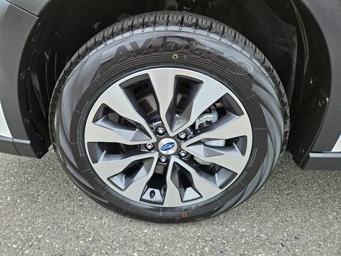 Used 2023 Subaru Outback Limited AWD/4WD image 8