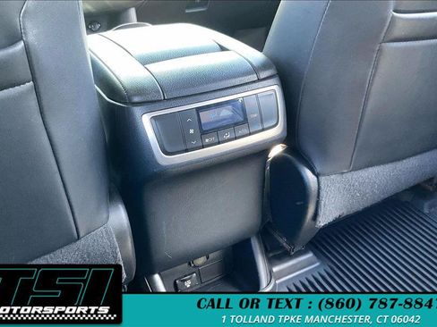 Used 2015 Toyota Highlander Limited AWD/4WD image 31