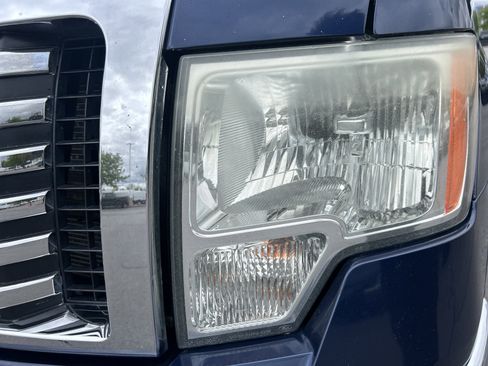 Used 2010 Ford F150 XLT image 12