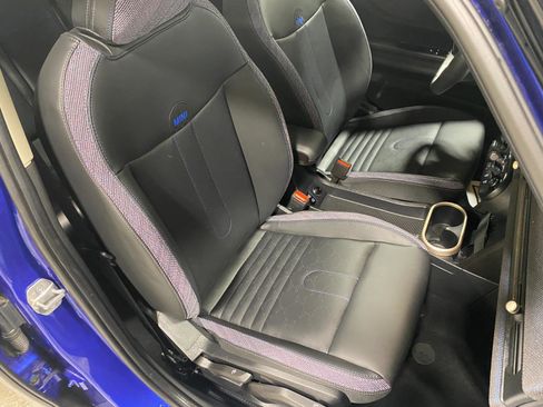 Certified 2025 MINI Cooper S image 18