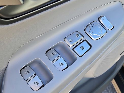 Used 2021 Hyundai Kona Ultimate w/ Cargo Package image 20