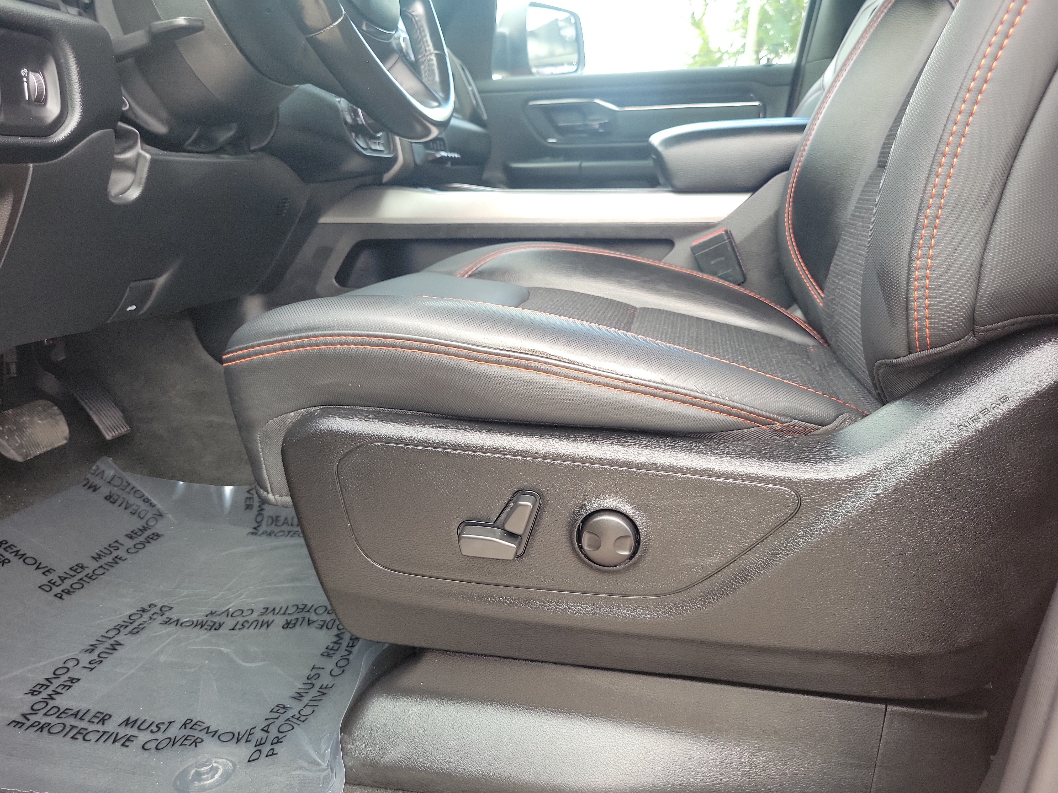 Used 2022 RAM 1500 Big Horn w/ Built-to-serve Edition AWD/4WD image 12