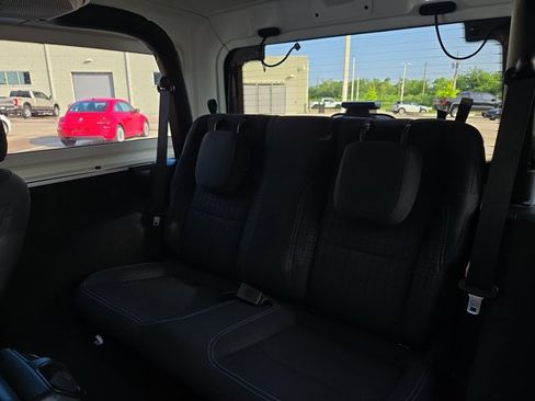 Used 2021 Jeep Wrangler Sport AWD/4WD image 17