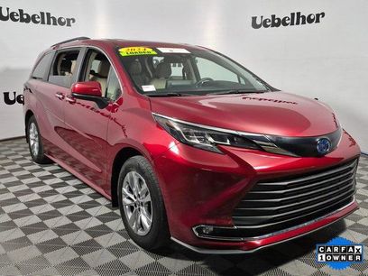 Certified 2023 Toyota Sienna XLE
