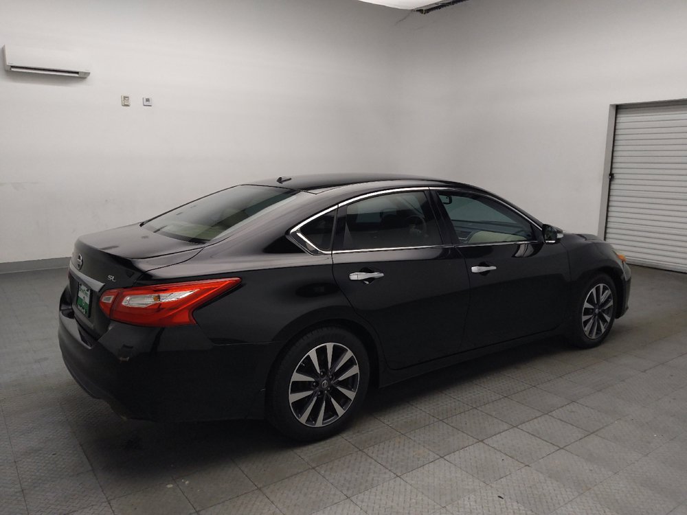 Used 2016 Nissan Altima 2.5 SL FWD image 10