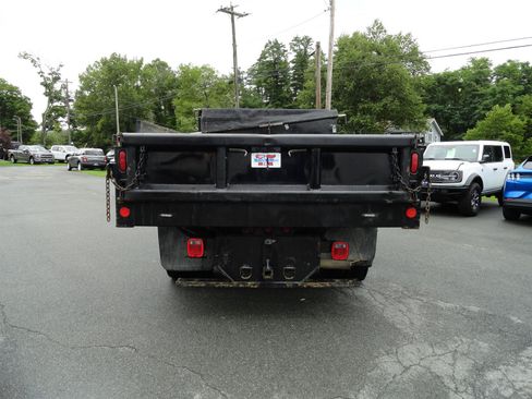 Used 2018 RAM 3500 Tradesman w/ Chrome Appearance Group AWD/4WD image 6