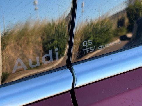 New 2025 Audi Q5 Prestige image 37