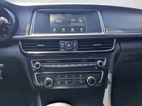 Used 2018 Kia Optima LX FWD image 14