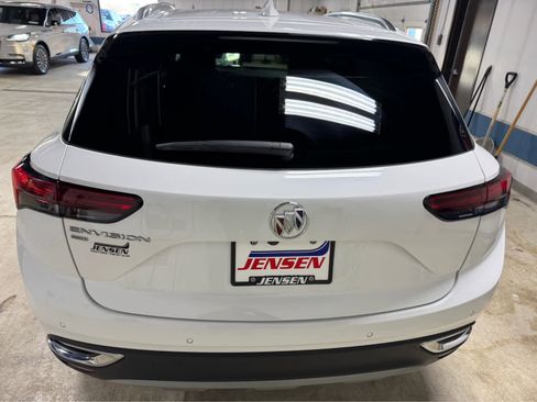 Certified 2023 Buick Envision Essence image 5
