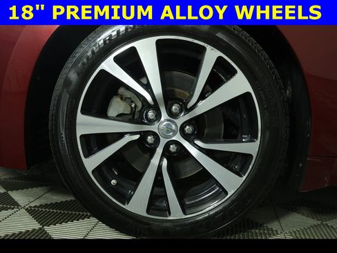 Used 2017 Nissan Maxima 3.5 SL image 9