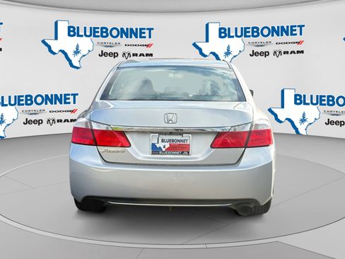 Used 2021 Honda Civic EX image 6