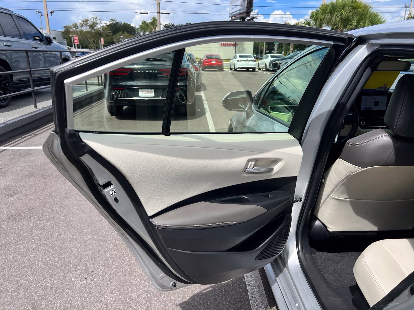 Used 2024 Toyota Corolla XLE FWD image 51