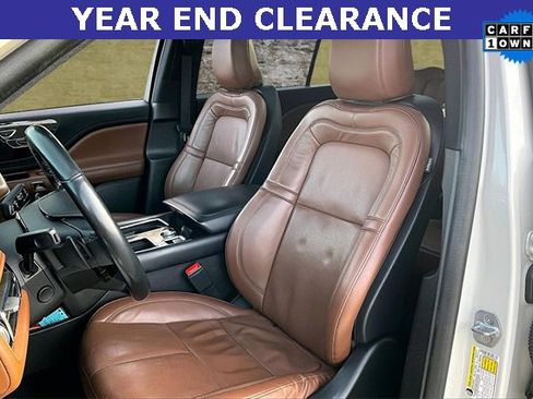 Used 2023 Lincoln Aviator Reserve w/ Equipment Group 201A image 19