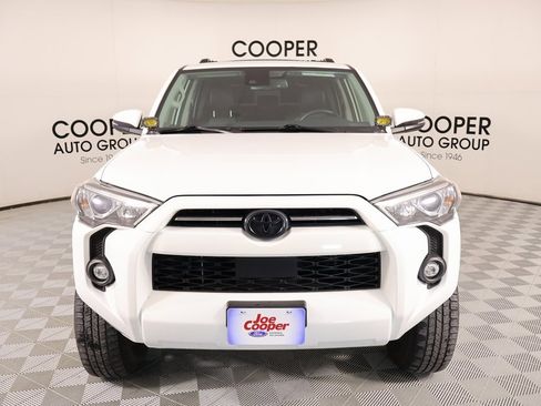 Used 2021 Toyota 4Runner SR5 Premium w/ Moonroof Package image 11