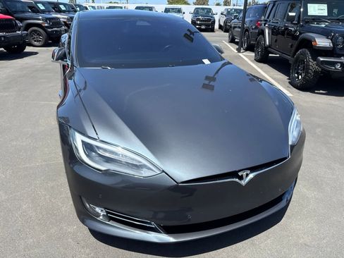 Used 2018 Tesla Model S AWD image 7