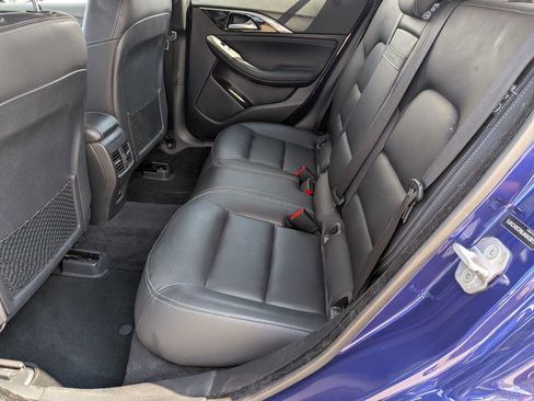 Used 2018 INFINITI QX30 Premium w/ Navigation Package AWD/4WD image 18