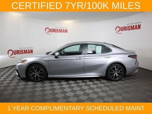 Used 2023 Toyota Camry SE FWD image 11