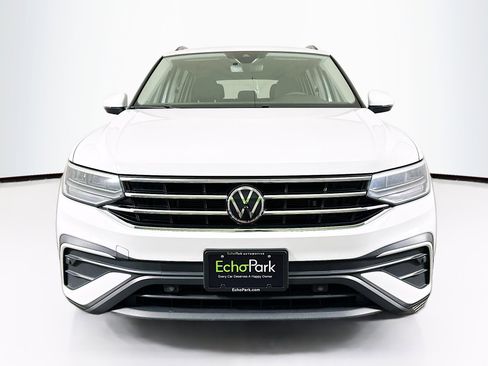 Used 2024 Volkswagen Tiguan S image 2