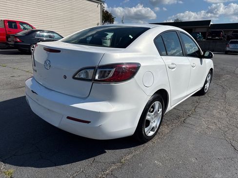 Used 2013 MAZDA MAZDA3 i SV FWD image 6