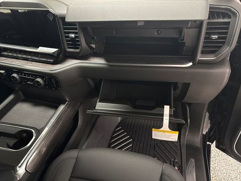 New 2026 Chevrolet Silverado 3500 LTZ w/ LTZ Premium Package image 23