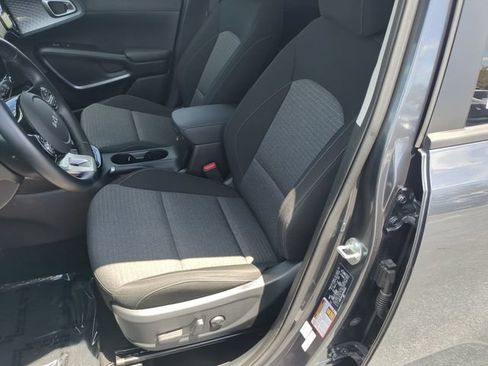 Used 2023 Kia Soul EX FWD image 22