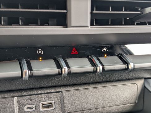 New 2025 Chevrolet Colorado W/T w/ WT Custom Package image 18