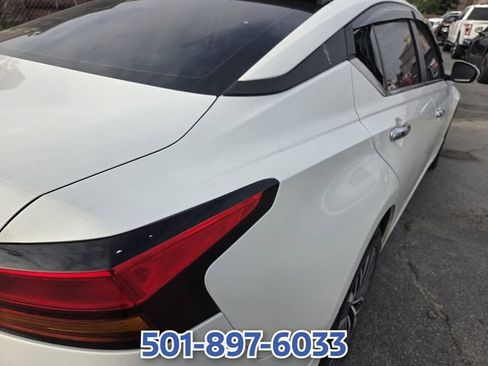 Used 2023 Nissan Altima 2.5 SV AWD/4WD image 7
