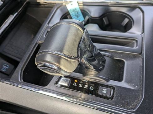 Used 2022 Ford F150 Lariat w/ Equipment Group 502A High image 10