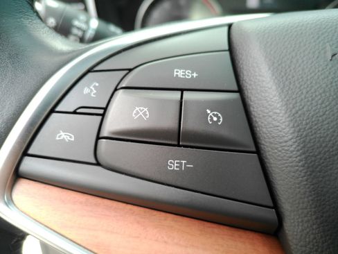 Certified 2024 Cadillac XT5 Premium Luxury AWD/4WD image 23