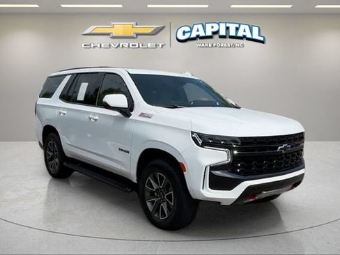 Used 2023 Chevrolet Tahoe Z71 w/ Luxury Package AWD/4WD image 7