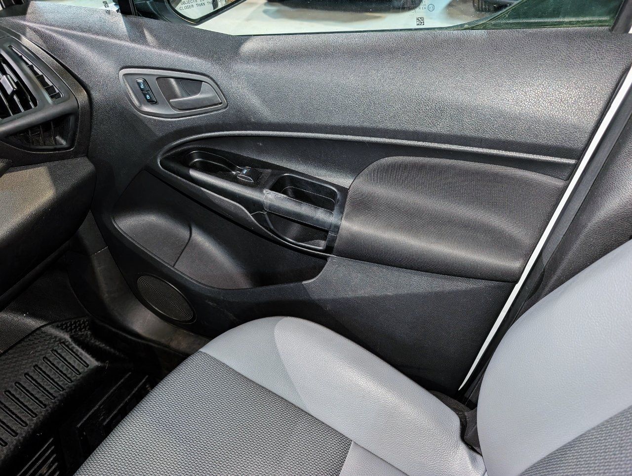 Used 2018 Ford Transit Connect XL FWD image 36