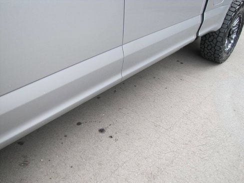 Used 2022 Ford F250 Platinum w/ FX4 Off-Road Package image 42