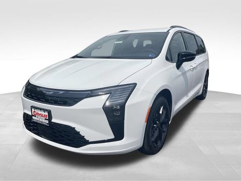 New 2027 Chrysler Pacifica Select FWD image 21