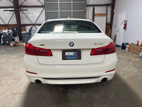 Used 2019 BMW 530i xDrive w/ Convenience Package AWD/4WD image 12