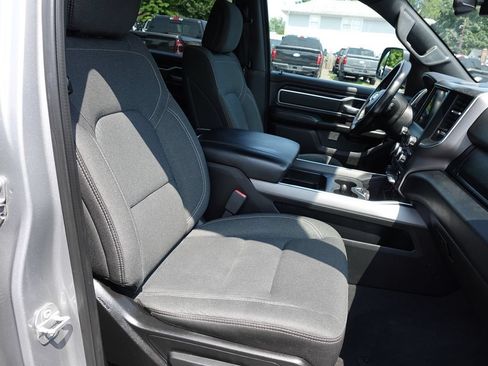 Used 2019 RAM 1500 Big Horn AWD/4WD image 35