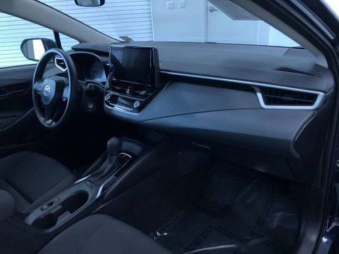 Certified 2025 Toyota Corolla LE image 23